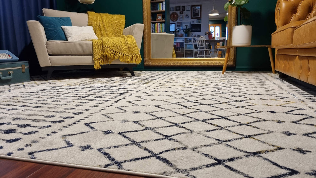 Molly Multi-Colour Tribal Diamond Rug *NO RETURNS UNLESS FAULTY