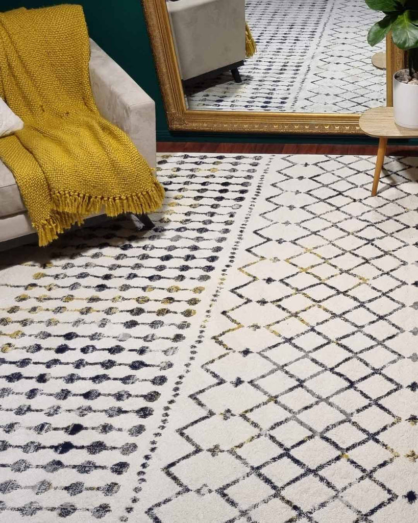 Molly Multi-Colour Tribal Diamond Rug *NO RETURNS UNLESS FAULTY