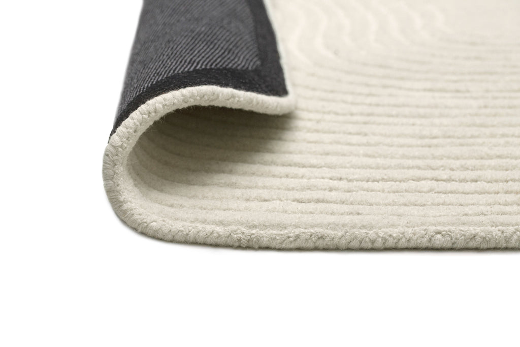 Nafiya Cream Modern Hand-Tufted Wool Rug