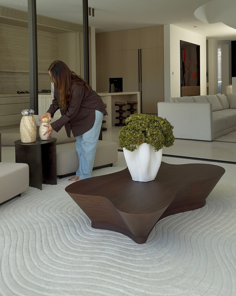 Nafiya Cream Modern Hand-Tufted Wool Rug