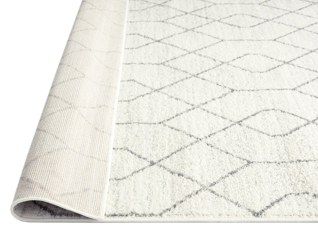 Neda Grey and Ivory Diamond Pattern Runner Rug