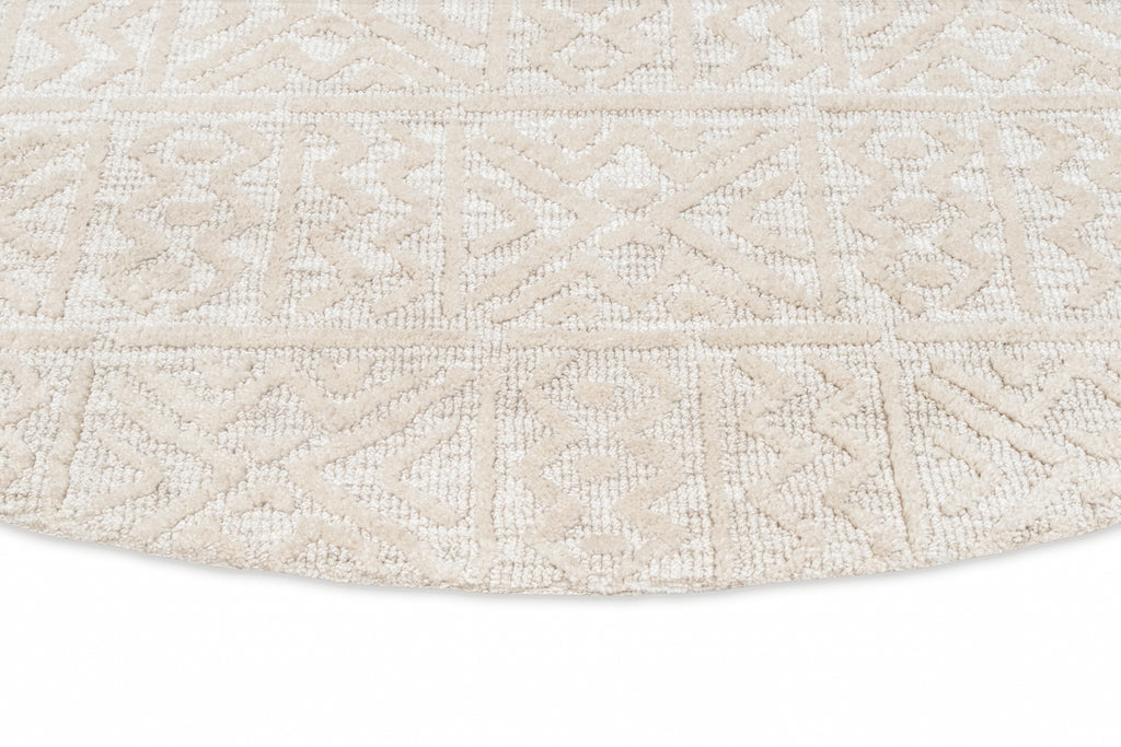 Neewa Beige and Ivory Tribal Transitional Round Rug