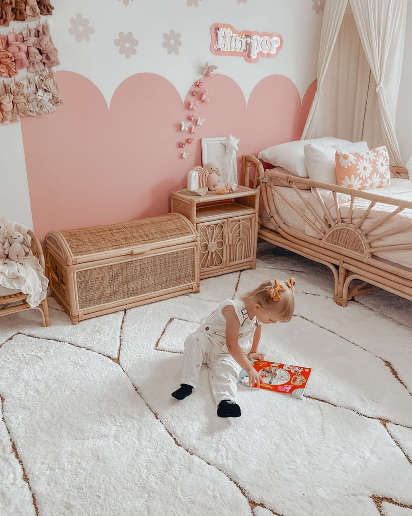 Nyla Cream and Gold Tribal Shag Rug