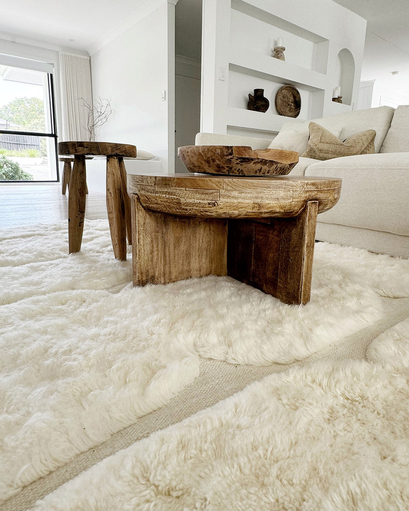 Omaira Ivory Textured Wool Round Rug