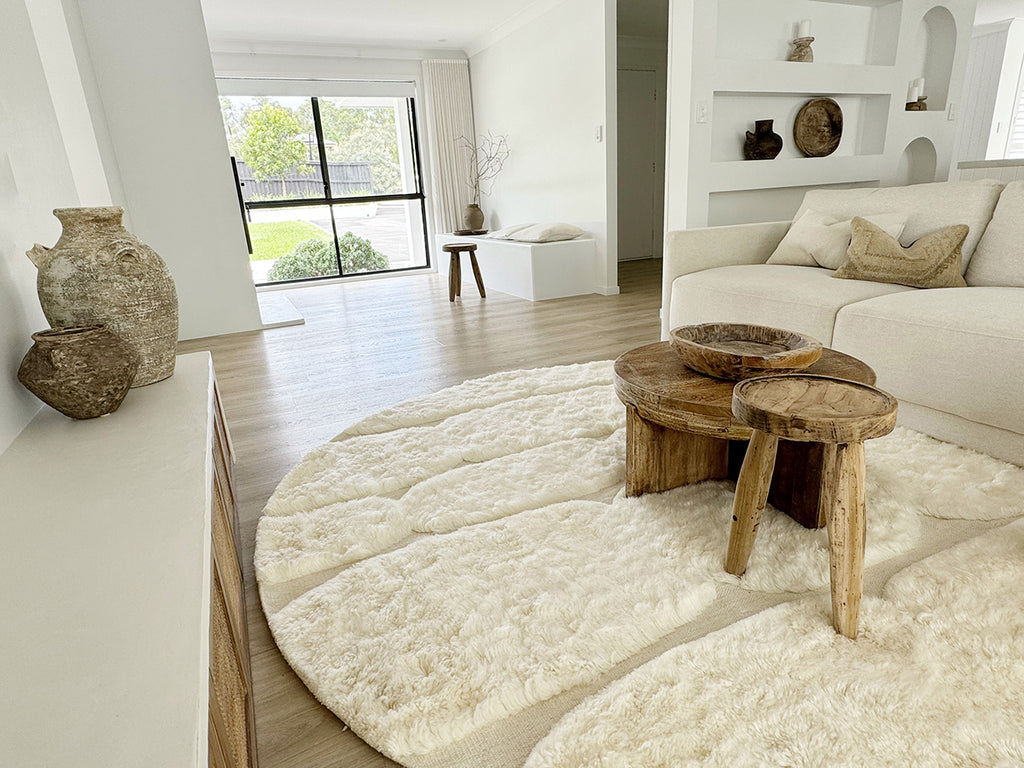 Omaira Ivory Textured Wool Round Rug