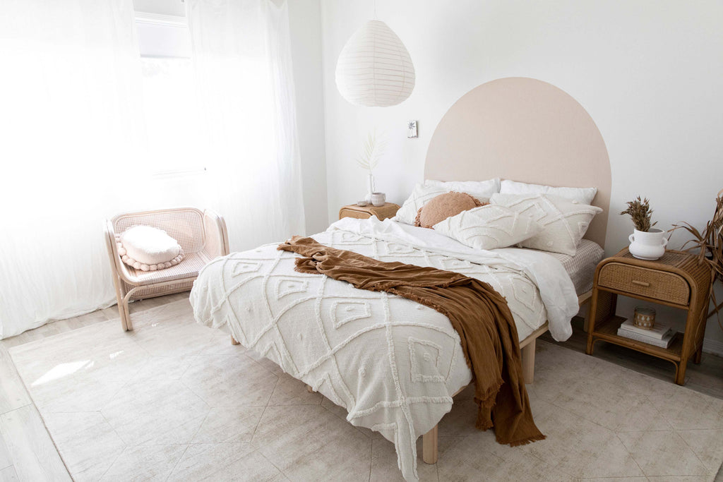 Parker Beige and Ivory Geometric Viscose Rug