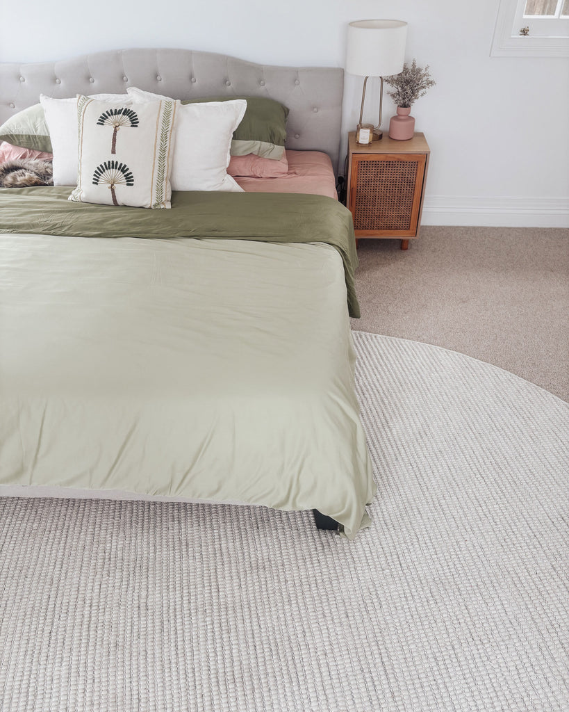 Pella Cream and Grey Textured Flatweave Round Rug