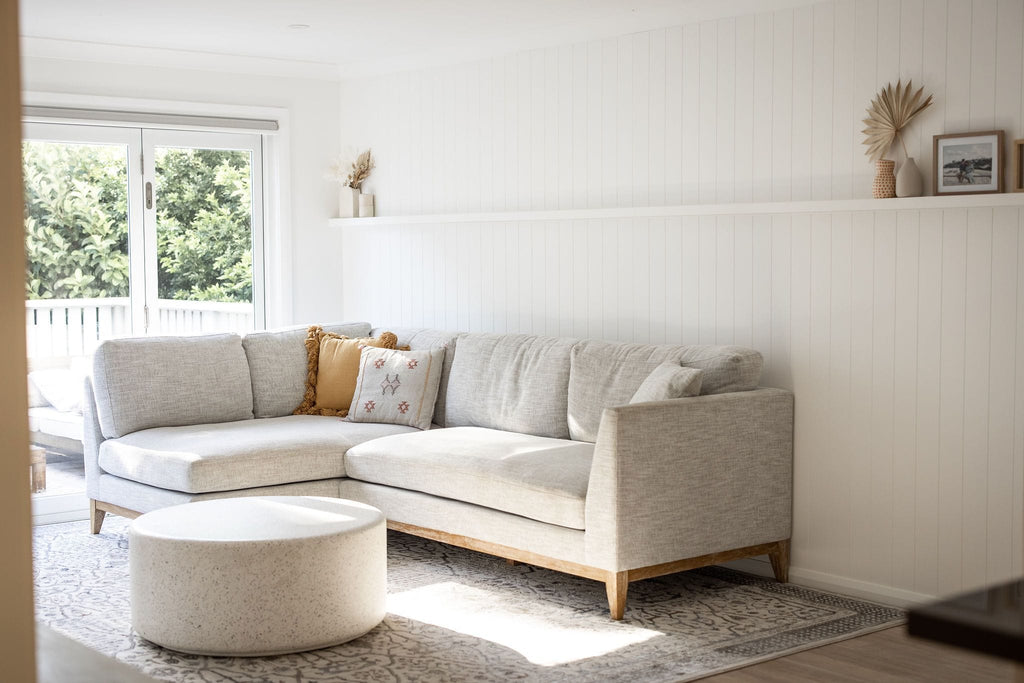 Pheobe Grey Cream And Blue Lustrous Traditional Rug