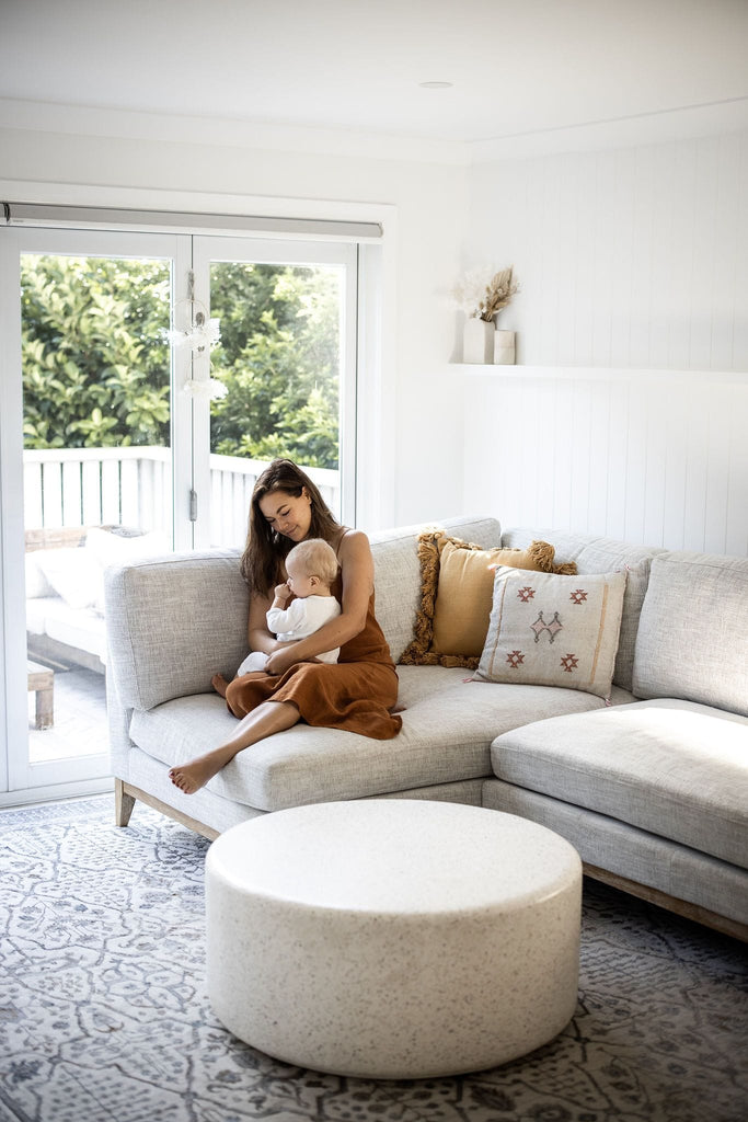 Pheobe Grey Cream And Blue Lustrous Traditional Rug