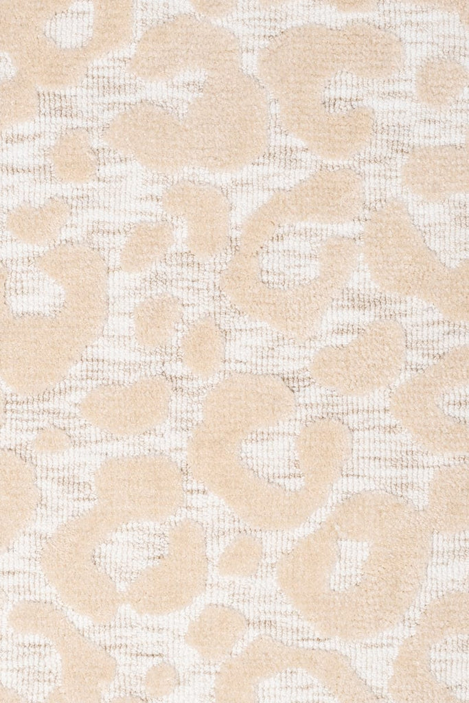 Sabbi Ivory and Cream Animal Pattern Round Rug