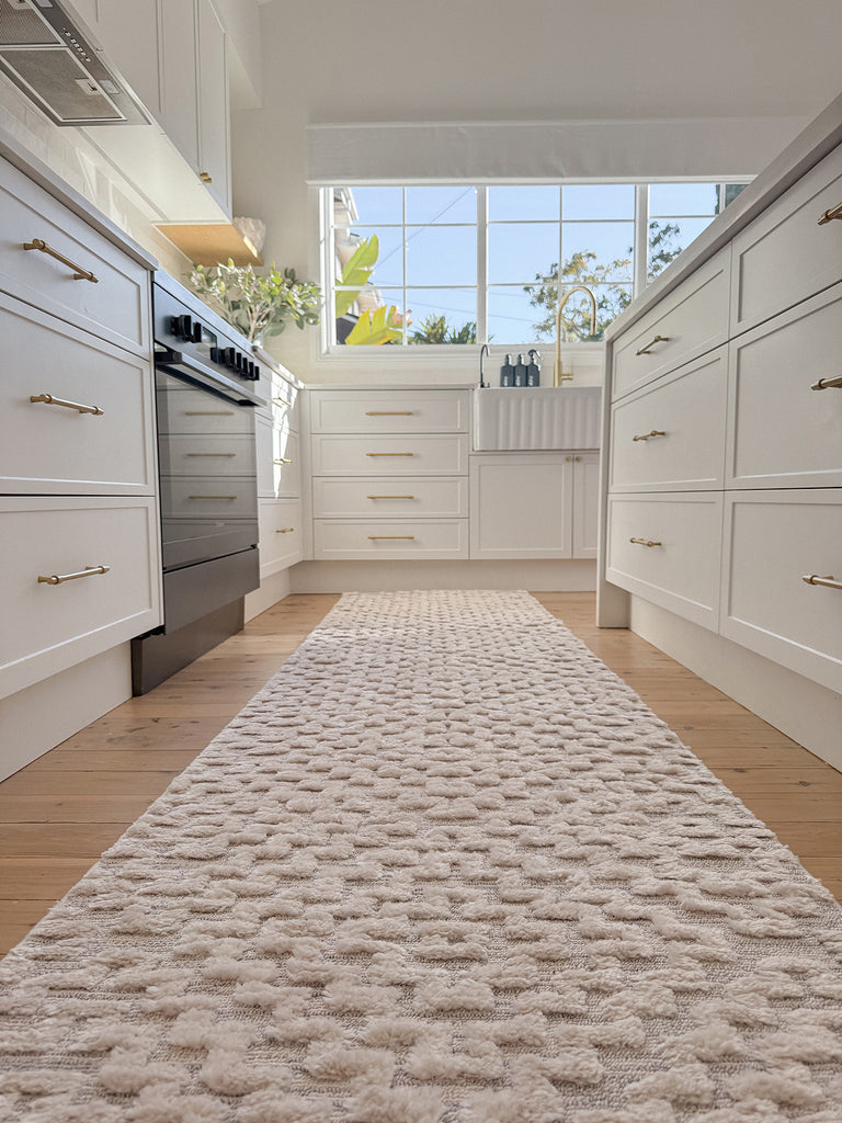 Sarita Ivory and Grey Geometric Textured Runner Rug