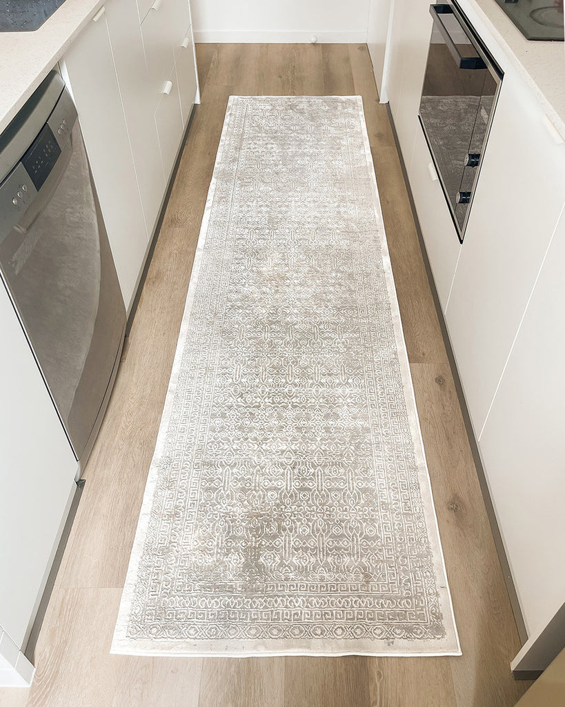 Seda Cream Ivory And Grey Traditional Floral Runner Rug