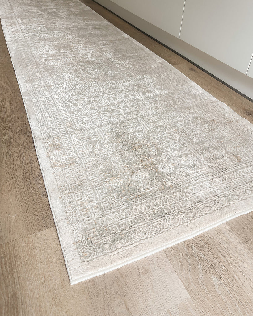 Seda Cream Ivory And Grey Traditional Floral Runner Rug