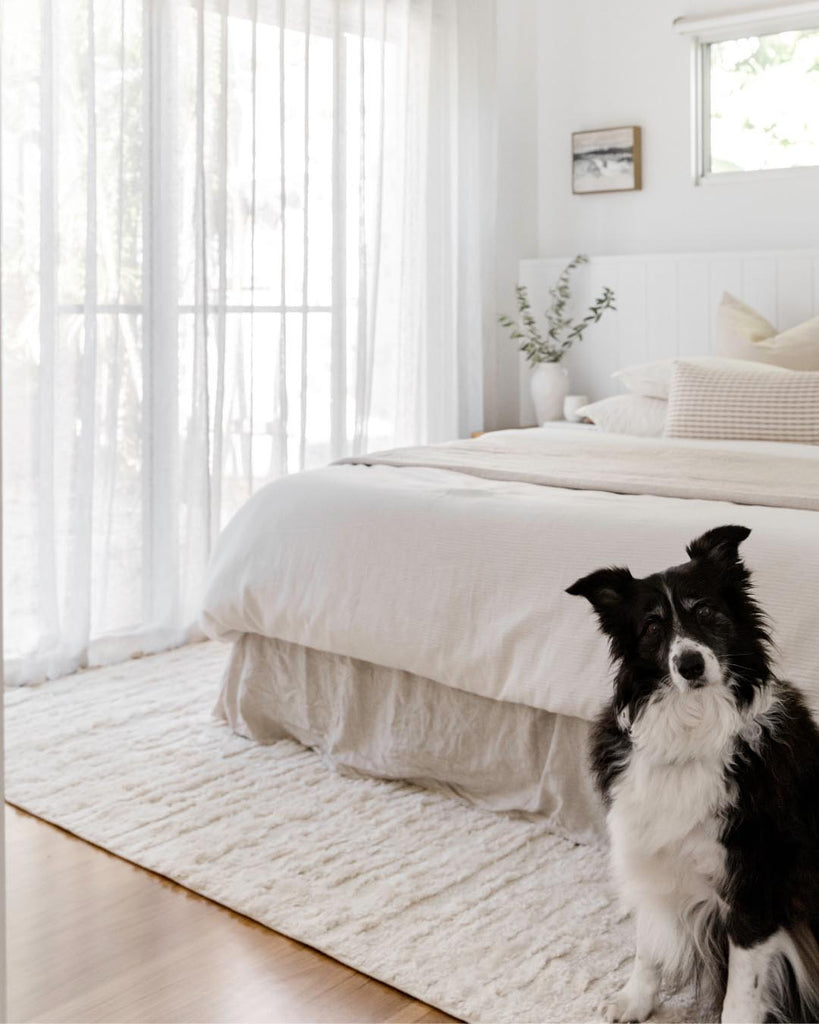 Serena Ivory Cream Textured Tassel Rug