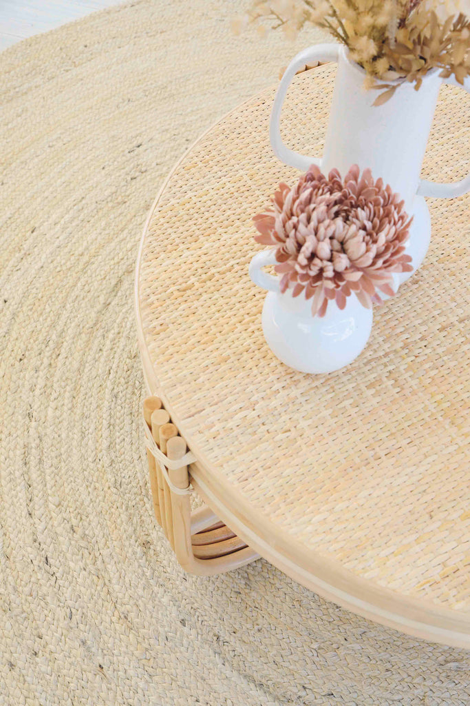 Sete Bleached Hand-Braided Round Jute Rug