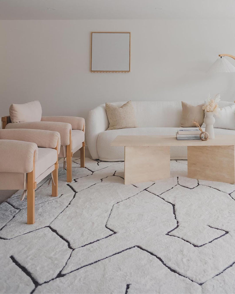 Tahlee Cream and Charcoal Grey Tribal Shag Rug