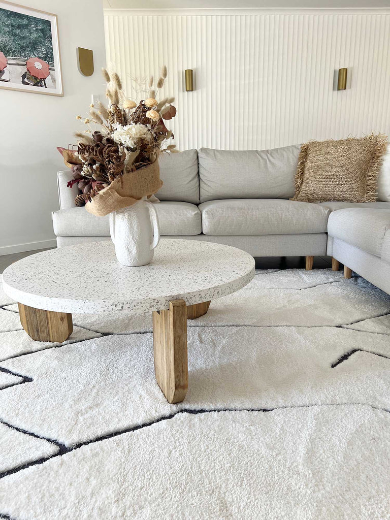 Tahlee Cream and Charcoal Grey Tribal Shag Rug