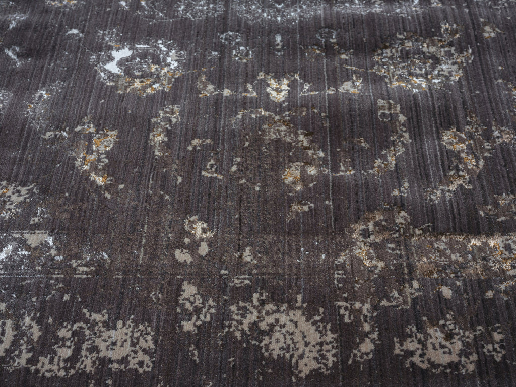 Tamara Dark Grey And Cream Floral Transitional Rug