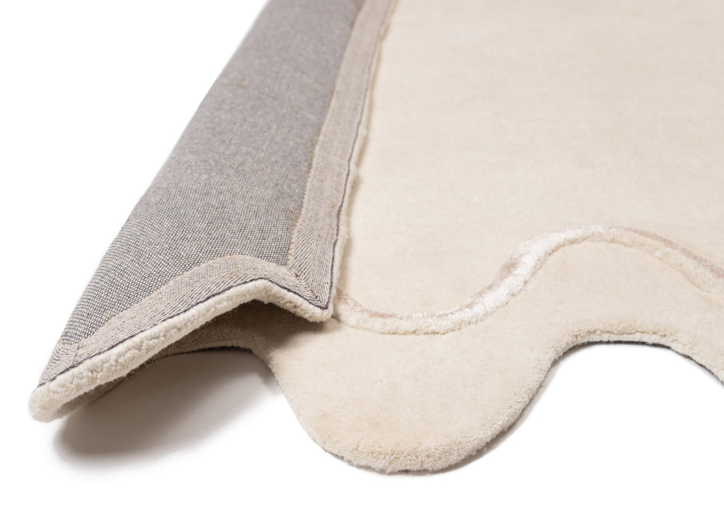 Tippy Cream Scalloped Handmade Wool Rug