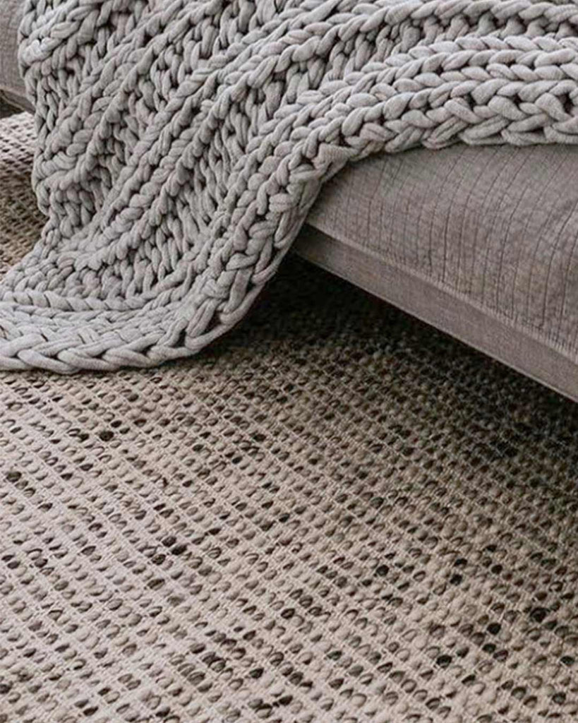 Vaasa Marbled Grey Chunky Wool Rug