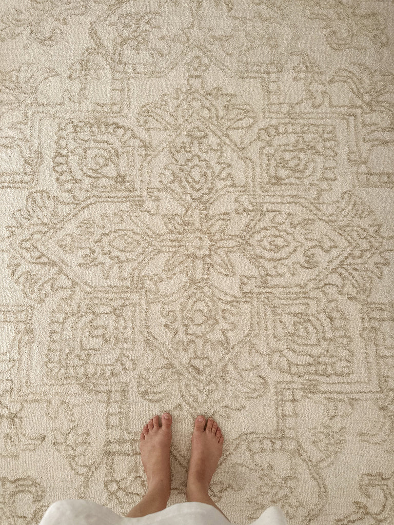 Waleska Ivory Taupe Medallion Tufted Wool Rug