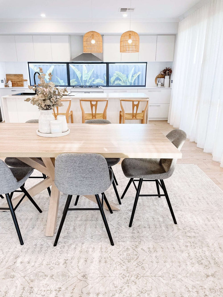 Wilamina Grey and Ivory Distressed Floral Rug