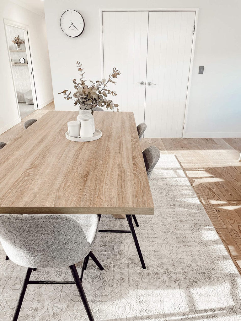 Wilamina Grey and Ivory Distressed Floral Rug