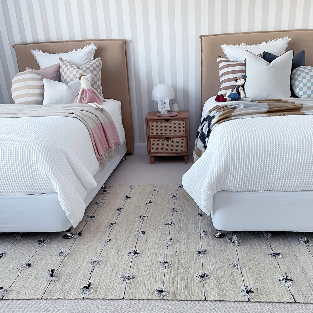 Willow Cream and Black Rug