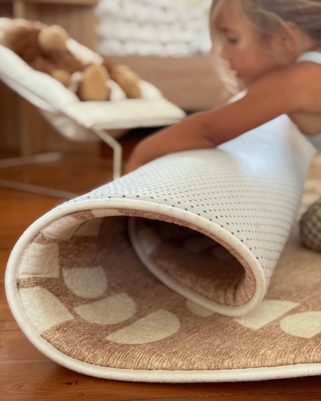 Alba Beige and Ivory Geometric Rollie Pollie Round Playmat