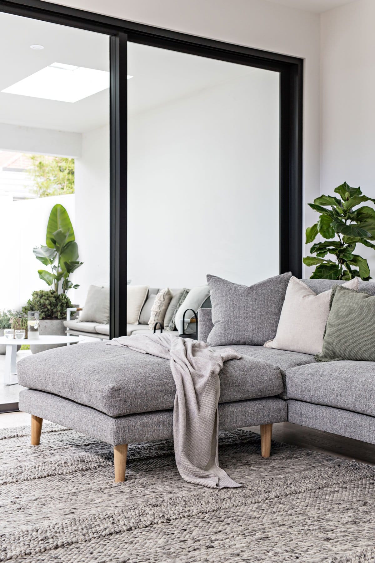 Amalie Marbled Grey Braided and Looped Rug