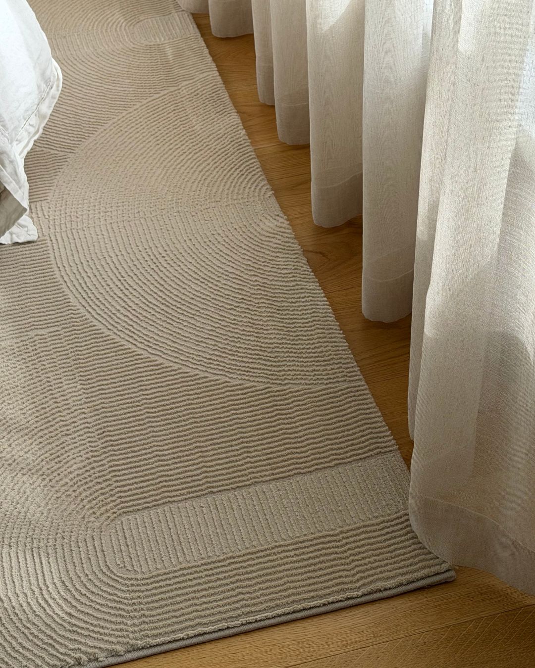 Azzura Tonal Cream Organic Rug