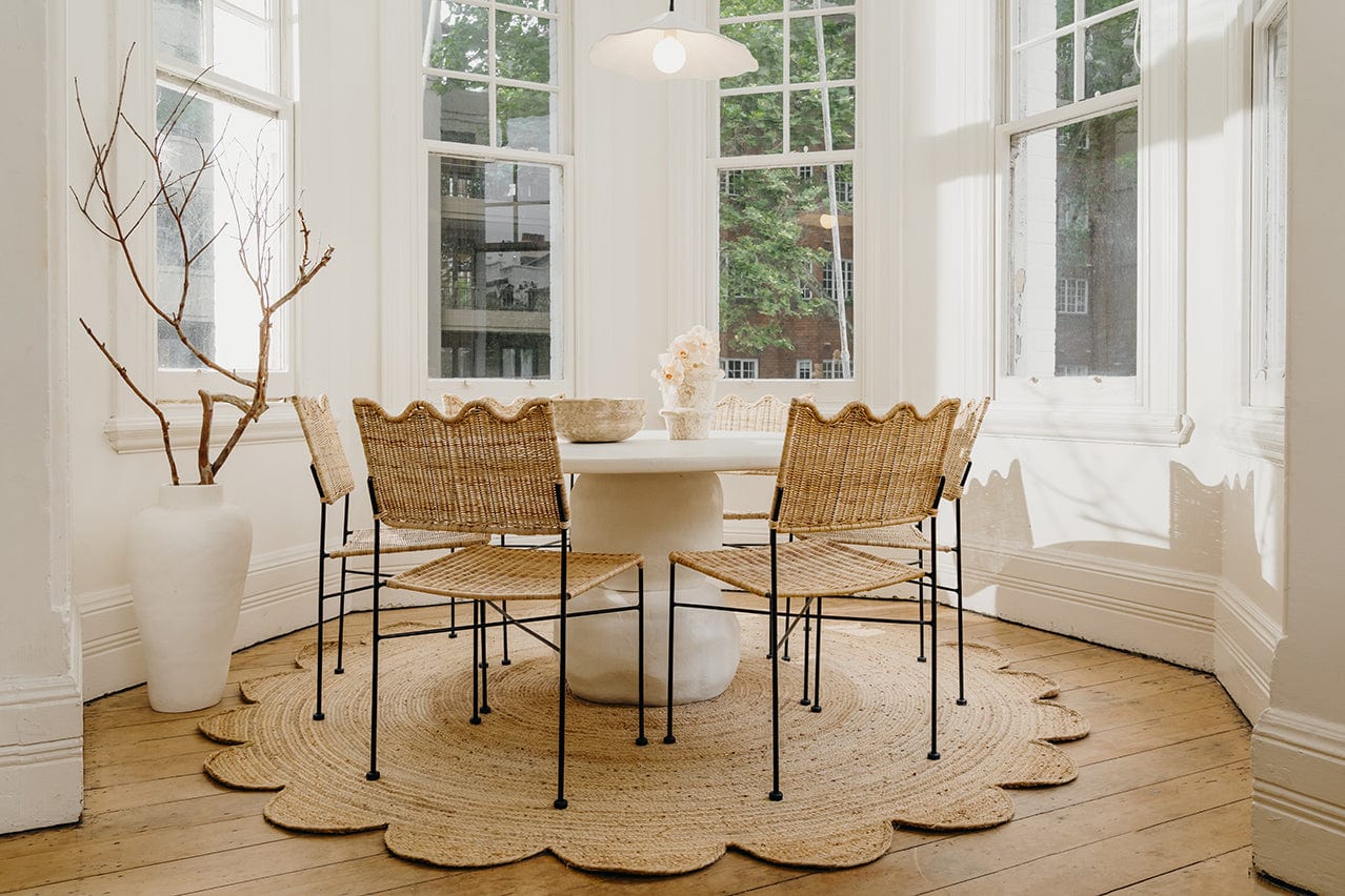 Celeste Natural Brown Scalloped Jute Round Rug