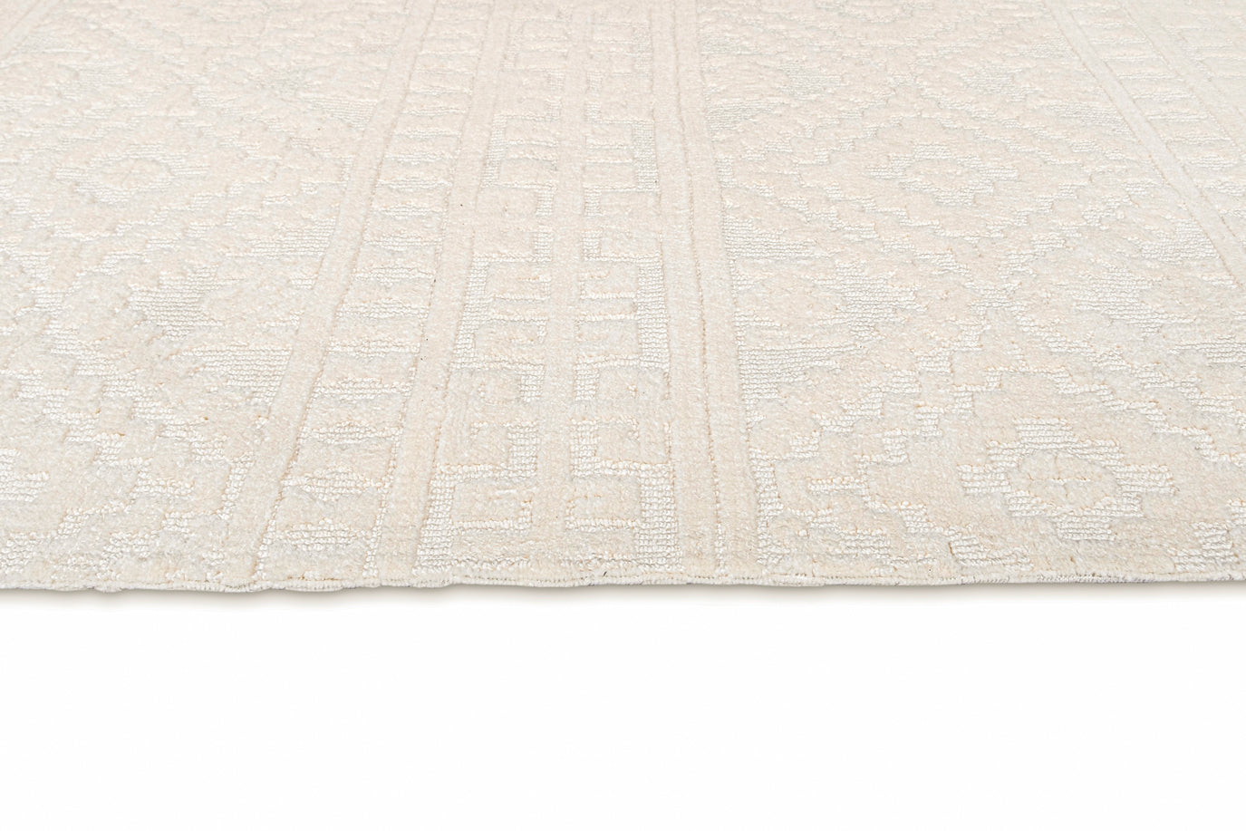 Chloe Cream Tribal Textured Rug