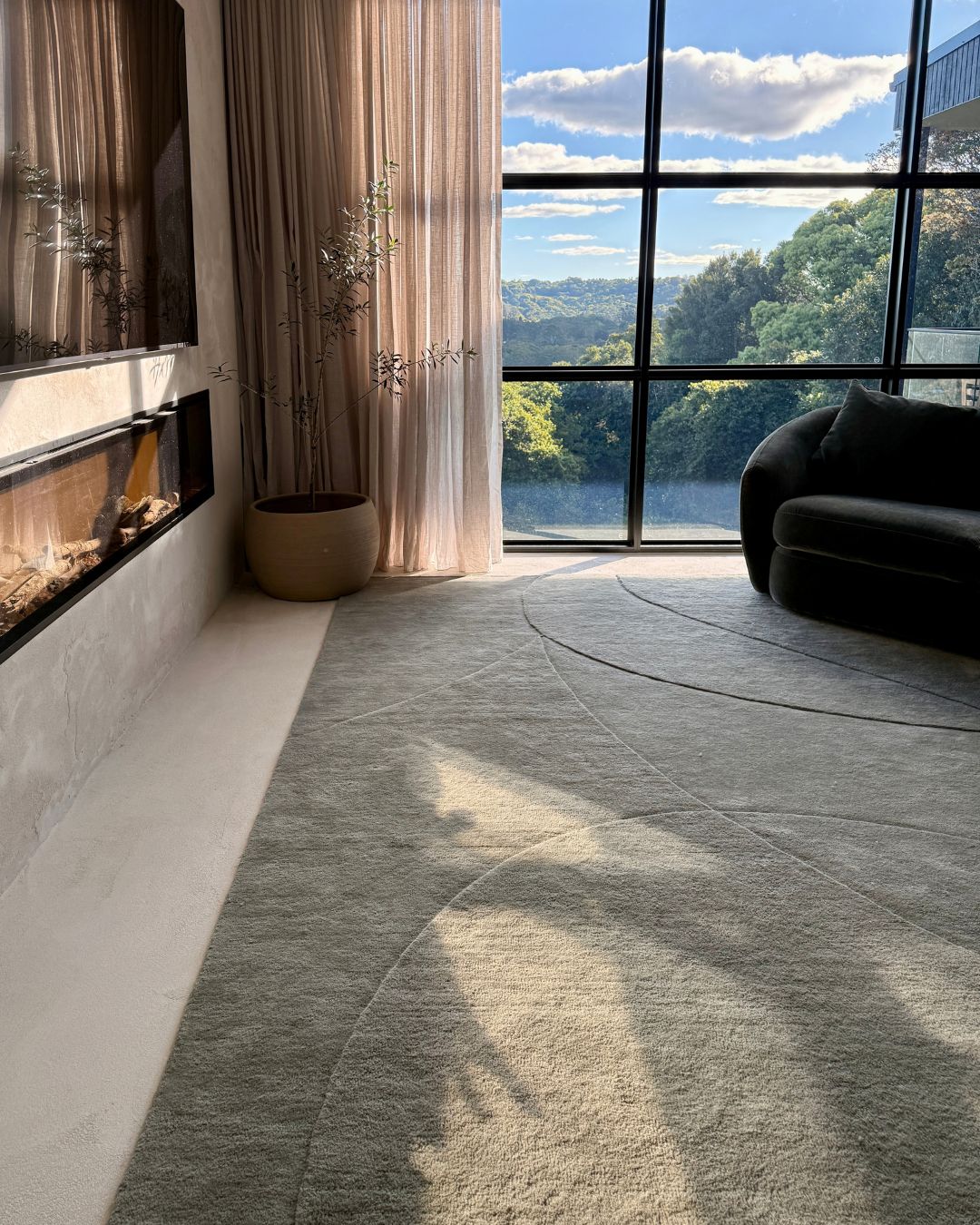 Colandria Seagrass Carved Wool Rug