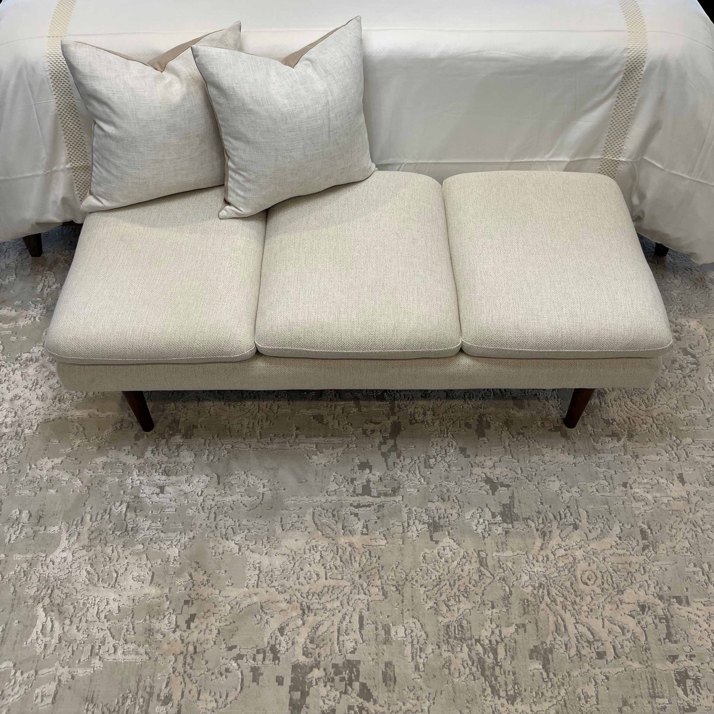 Ellery Grey Ivory Distressed Floral Rug