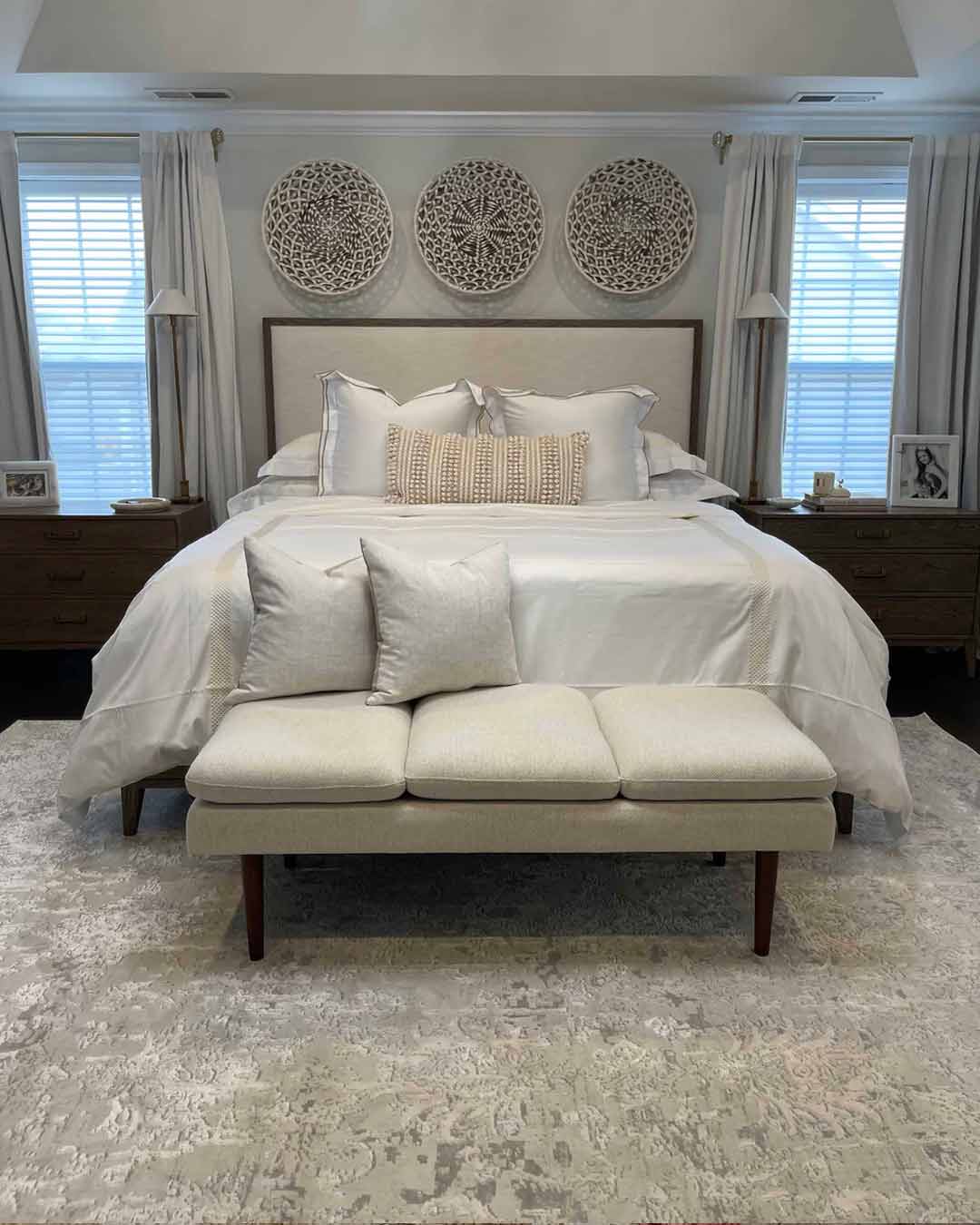 Ellery Grey Ivory Distressed Floral Rug