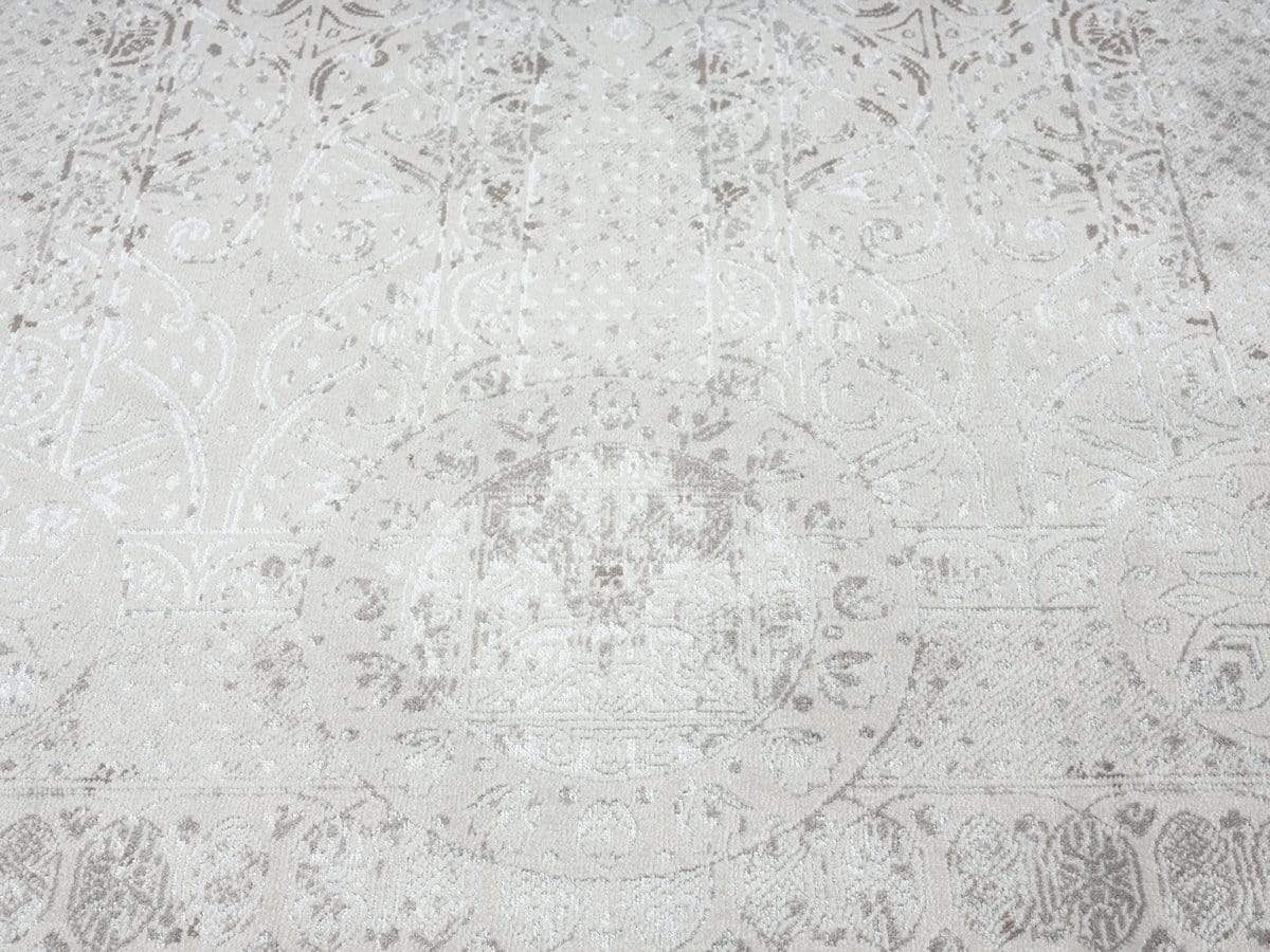 Esmeray Ivory And Grey Traditional Distressed Runner Rug*NO RETURNS UNLESS FAULTY