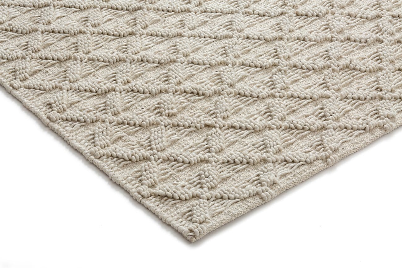 Hanna Ivory Leaflets Wool Blend Rug