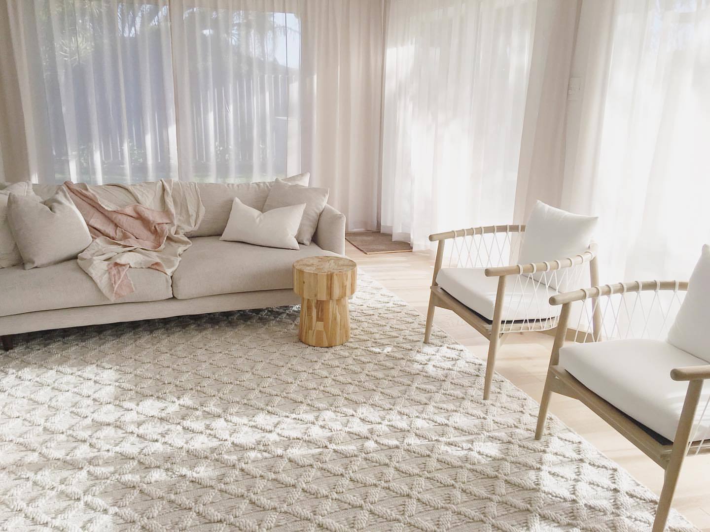 Hanna Ivory Leaflets Wool Blend Rug