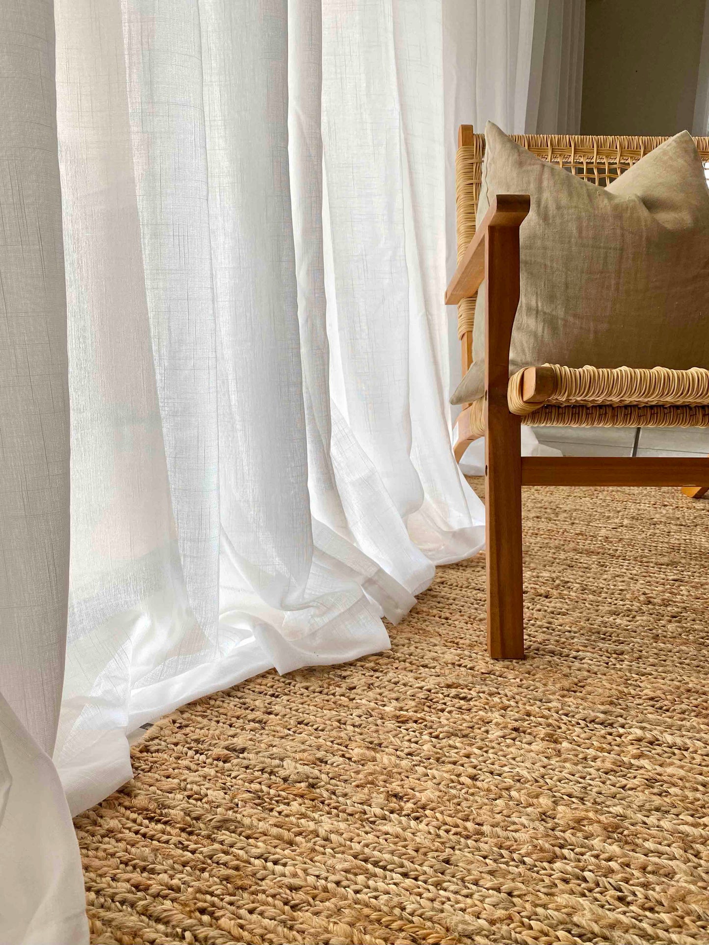 Raven Natural Tan Braided Jute Rug