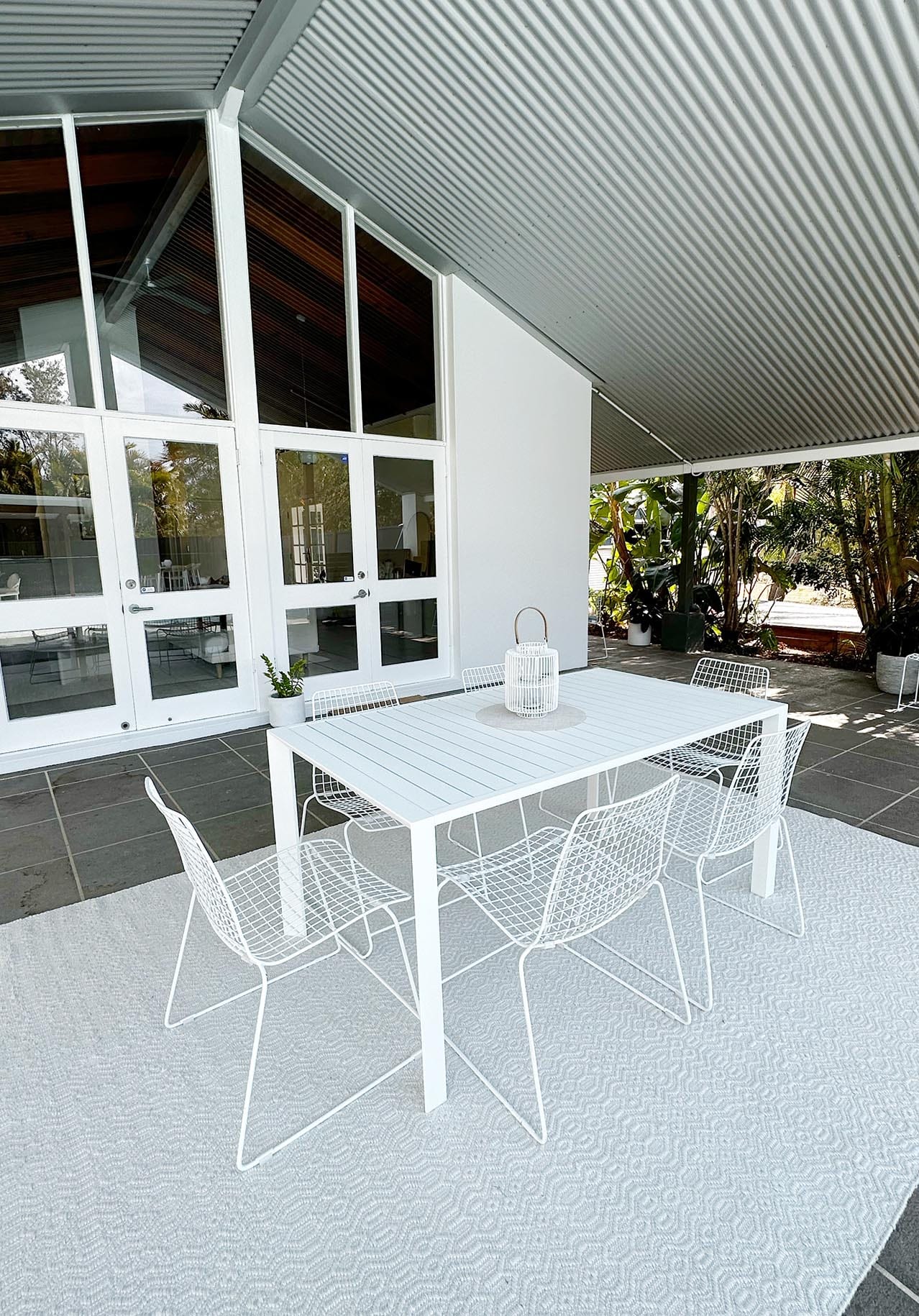 Ivy Ivory Indoor Outdoor P.E.T Rug