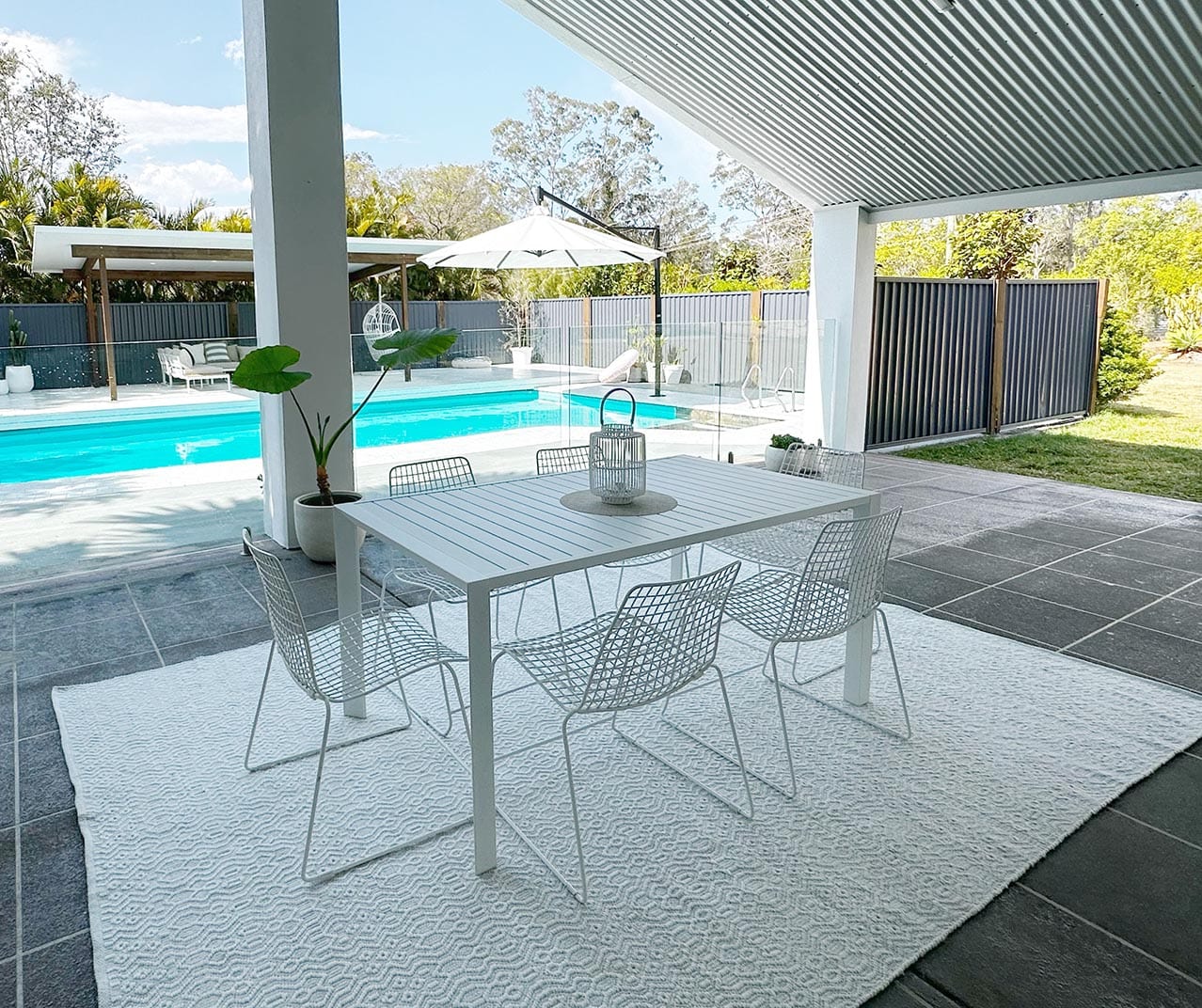 Ivy Ivory Indoor Outdoor P.E.T Rug