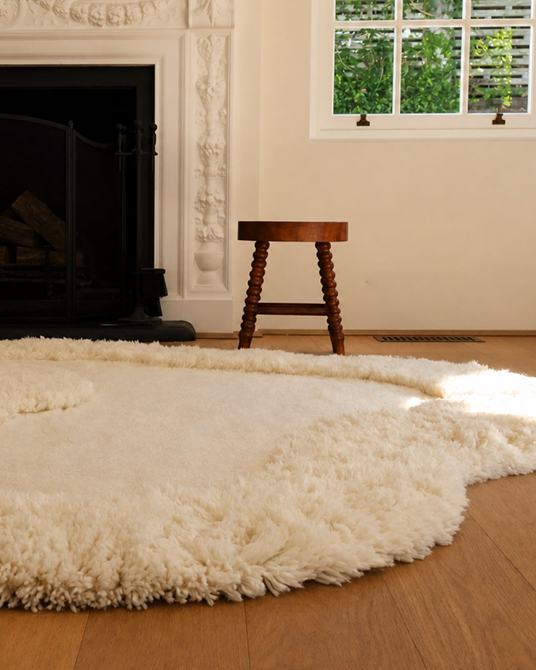 Janisa Natural Cream Organic Shape Shag Rug