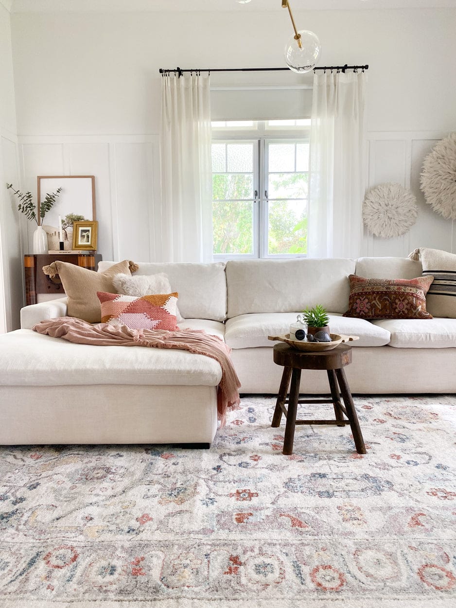 Jinnie Cream and Purple Multi-Colour Distressed Rug