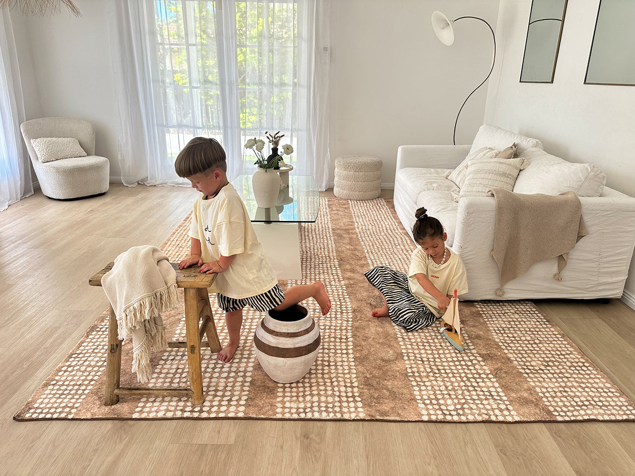 Joni Beige Cream Dot Pattern Washable Rug