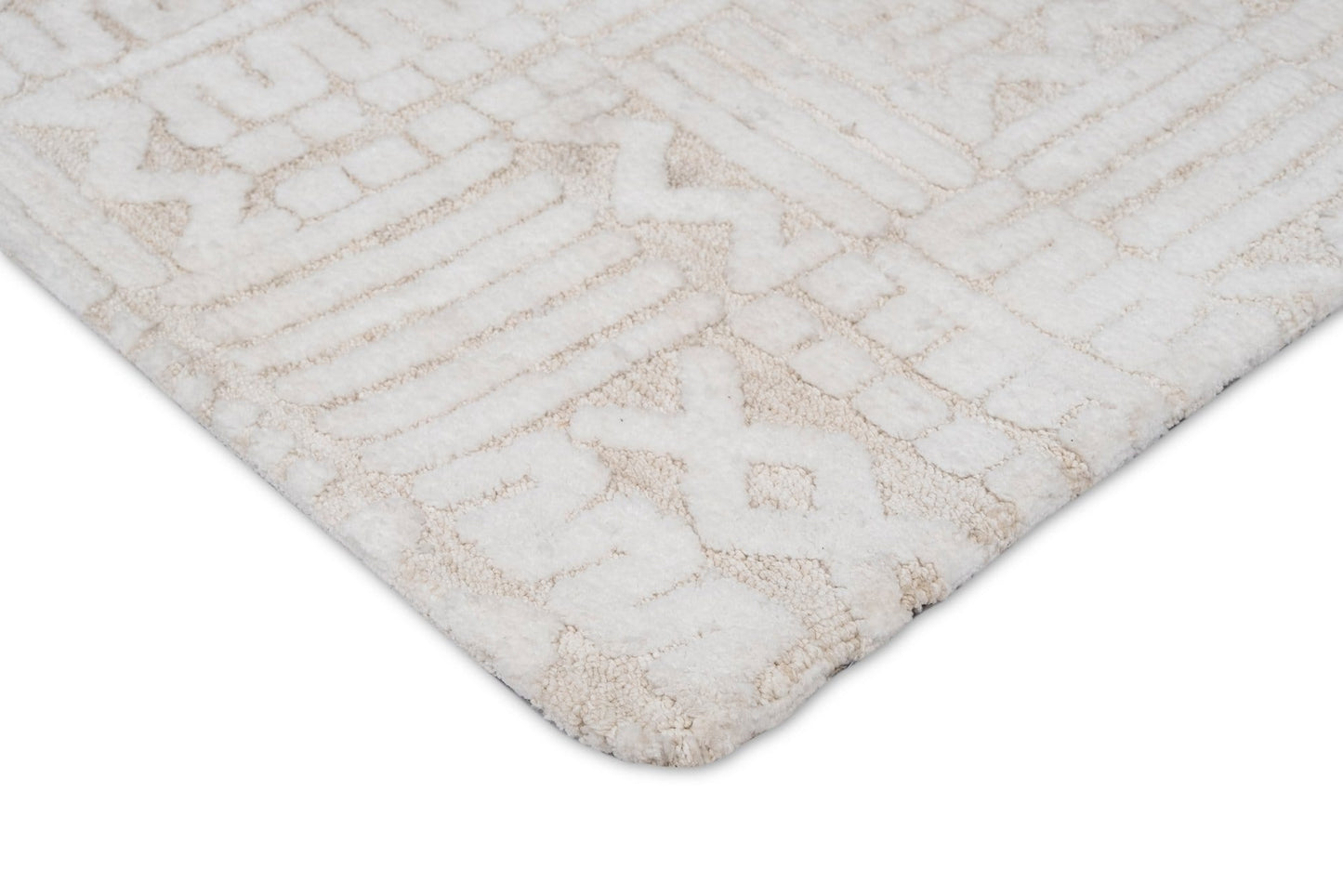 Kalinda Beige and Ivory Geometric Tribal Rug