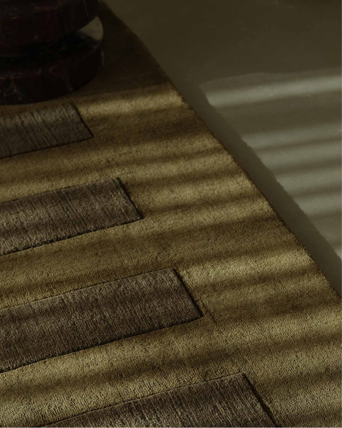 Leighton Olive Handloom Geometric Wool Rug
