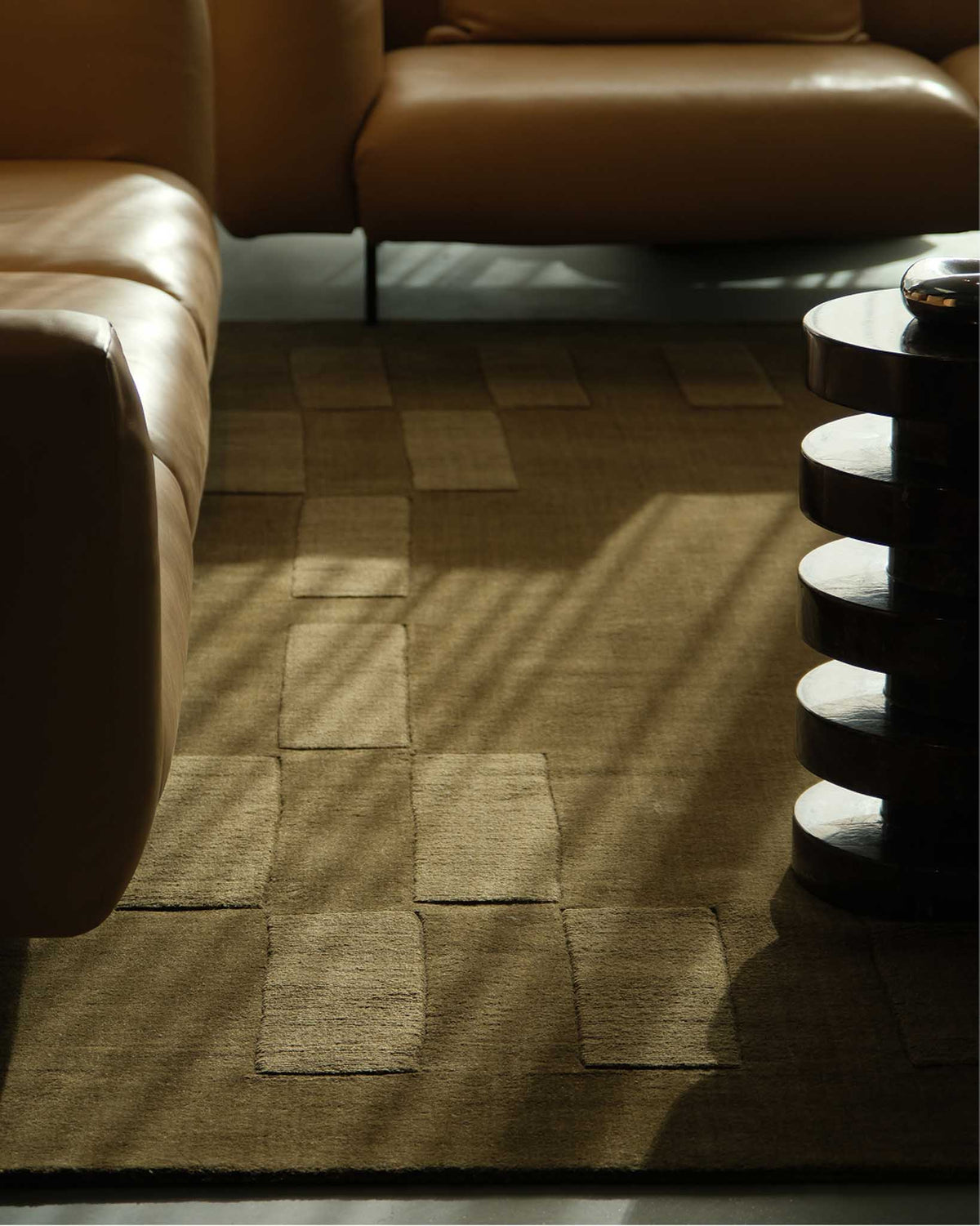 Leighton Olive Handloom Geometric Wool Rug