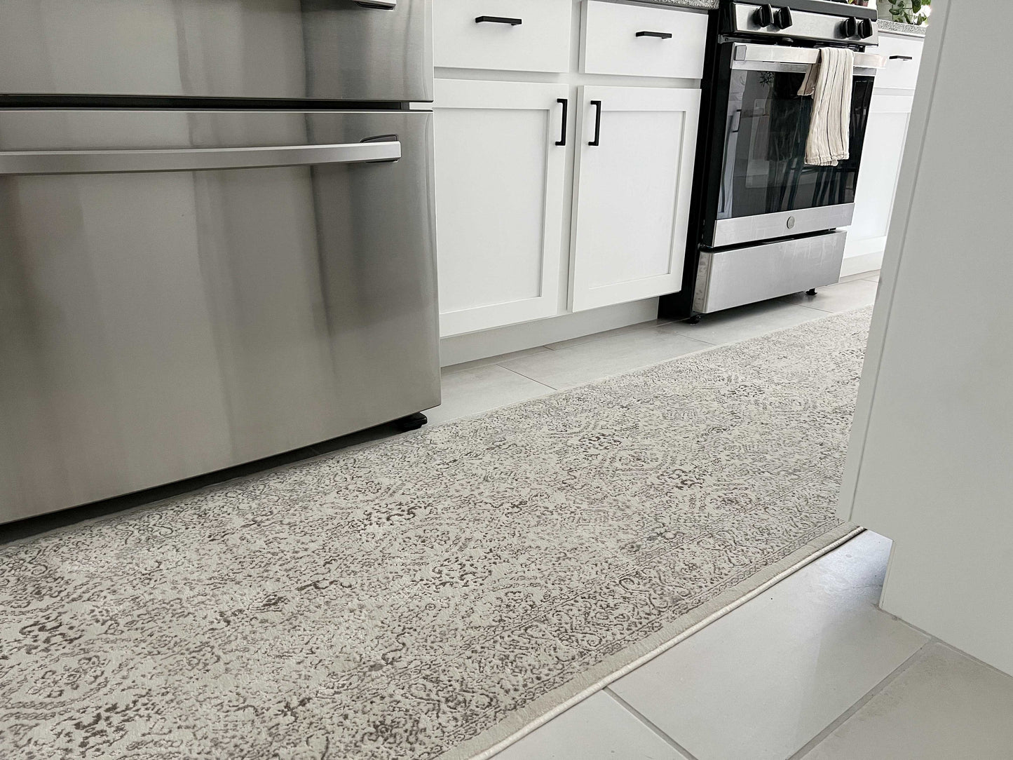 Madison Ivory And Grey Traditional Distressed Runner Rug