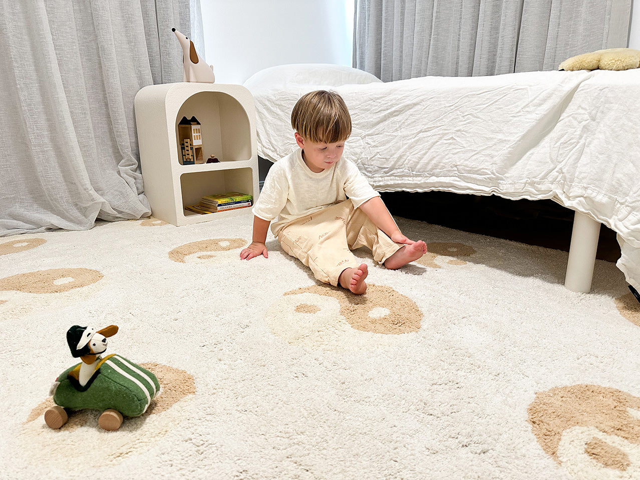 Marika Cream and Beige Yin Yang Cotton Washable Rug